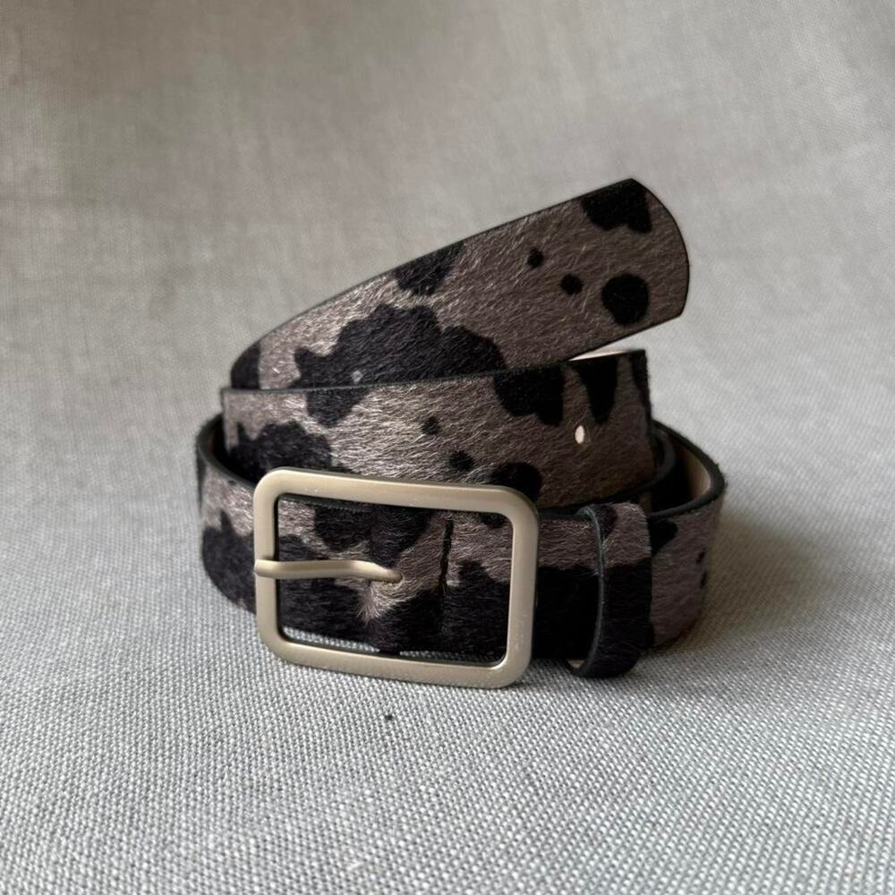 Cowhide print fur black and grey MENS2